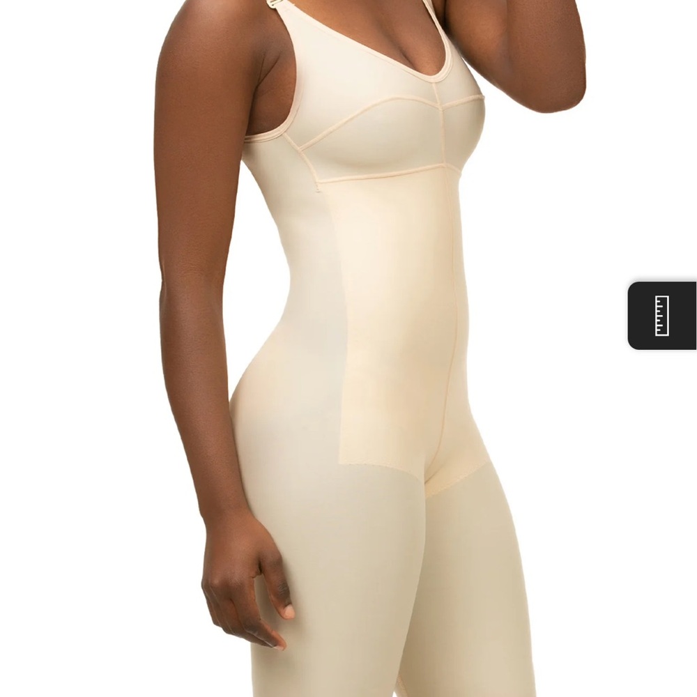 Elegant Cream Shapewear Bodysuit